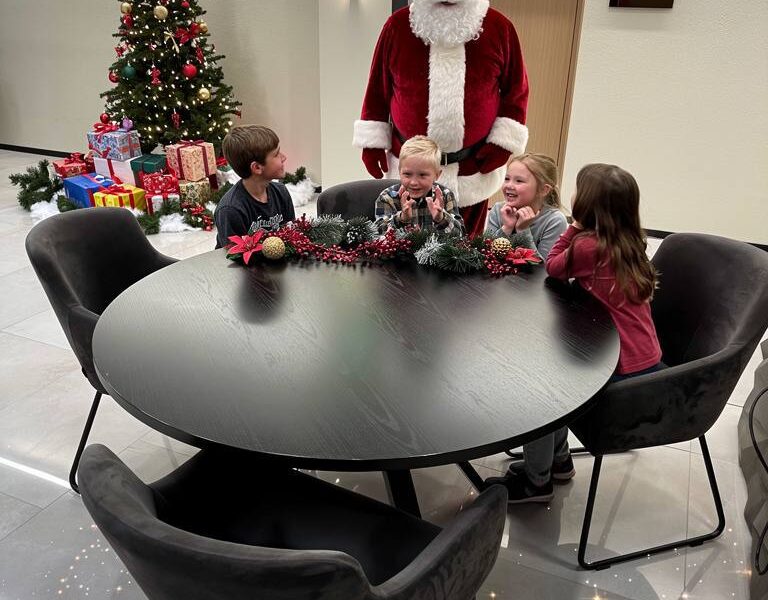 Детский, новогодний утренник в Конференц-зале